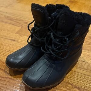 SPERRY Black sherpa Winter Boots with Fur Lining thinsulate